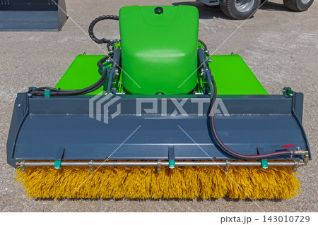 Sweeper Brush Front Attachment 143010729