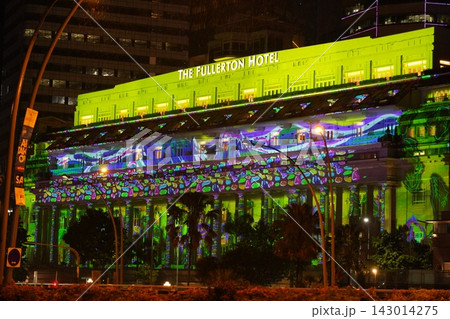 The Fullerton Hotel Singapore Night Light Projection 143014275