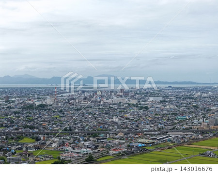 熊本県八代市の沿岸市街地と港湾・工場を捉えた空撮写真 熊本県八代市の沿岸市街地と港湾・工場を捉えた空撮写真 143016676