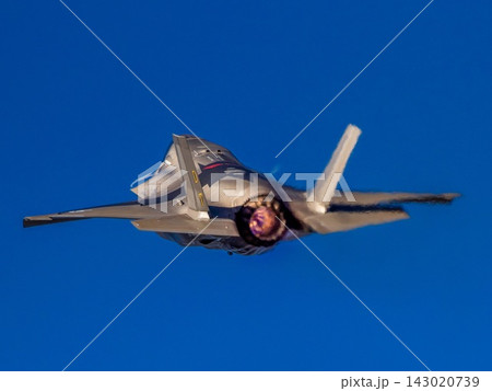 F-35Bライトニング II 戦闘機 アフターバーナー飛行 岩国航空基地 143020739