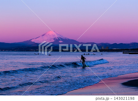 湘南海岸紅富士サーフィン 湘南海岸紅富士サーフィン 143021198