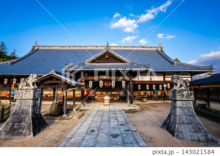 国宝・世界遺産 嚴島神社の朝風景【広島県廿日市市】 143021584