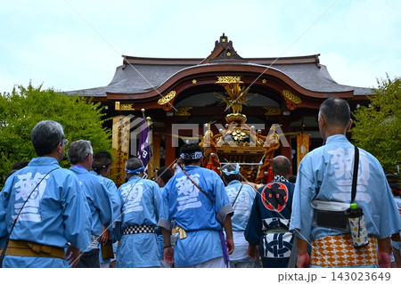 亀戸天神例大祭の宮入　東京 143023649