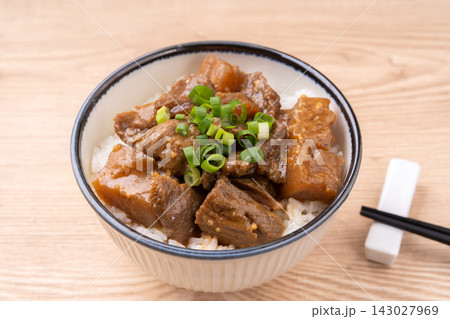どて煮丼 どて煮丼 143027969