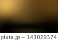 ゴールドと黒のグラデーション背景 143029374