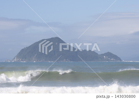 伊良湖岬から見る神島 143030800