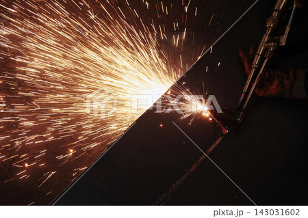 Cnc Welding Cnc Welding 143031602