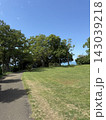 晴れた日の公園 143039218