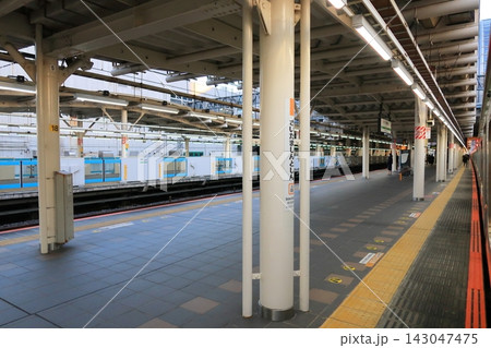 JR東日本東北本線　さいたま新都心駅の風景 143047475