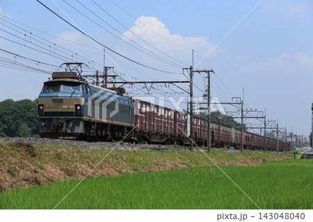 JR貨物の貨物列車 143048040