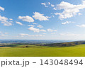 ナイタイ高原牧場の展望台から望む十勝平野の絶景（秋の北海道） 143048494