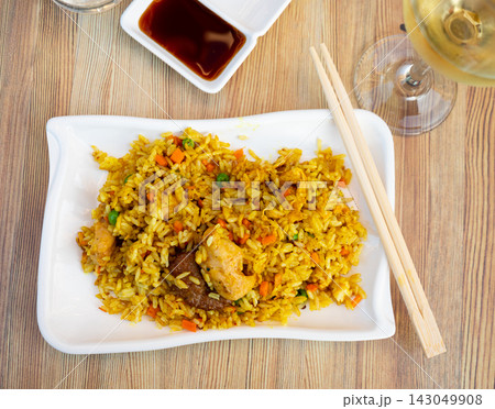 Eastern variation of classic combination of meat and rice, gohan curry Eastern variation of classic combination of meat and rice, gohan curry 143049908