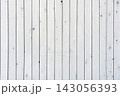 ペンキで塗られた白い板 143056393