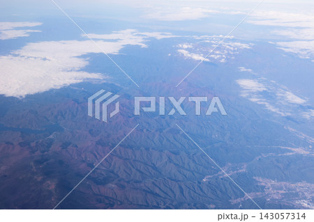 飛行機から見た風景 143057314
