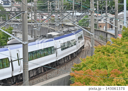 特急スーパーあずさ　E353系　長野県岡谷市 143061378
