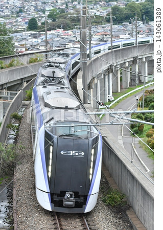 特急スーパーあずさ E353系 長野県岡谷市 特急スーパーあずさ E353系 長野県岡谷市 143061389
