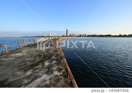 稲毛海岸の桟橋 稲毛海岸の桟橋 143065568