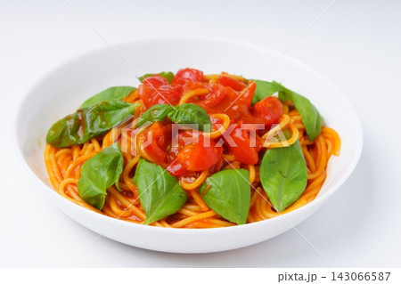 バジルトマトパスタ バジルトマトパスタ 143066587