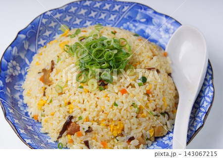 おいしそうな炒飯 143067215