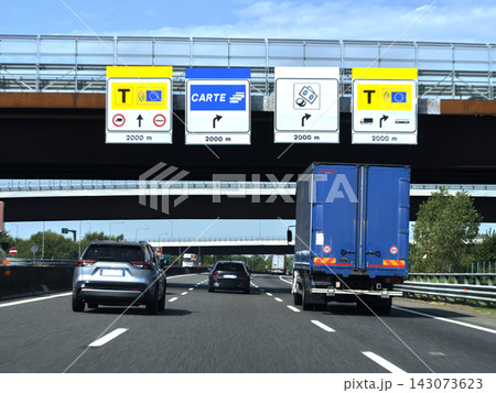 Driving on Italian motorway with signs 143073623