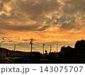夕日に映える雲 143075707