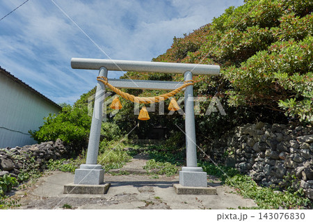 舳倉島 石鳥居 集落の社 舳倉島 石鳥居 集落の社 143076830