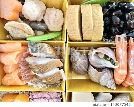 写真素材:新年のおせち料理 写真素材:新年のおせち料理 143077546