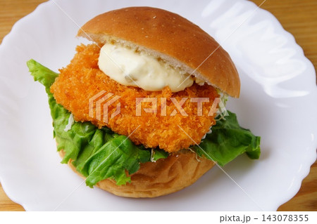 海老カツバーガー 海老カツバーガー 143078355