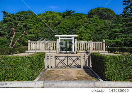 堺・田出井山古墳(反正天皇陵)の拝所 堺・田出井山古墳(反正天皇陵)の拝所 143080069