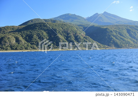世界自然遺産知床をクルーズ船より撮影した自然風景(shiretoko) 世界自然遺産知床をクルーズ船より撮影した自然風景(shiretoko) 143090471