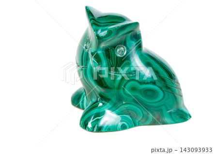 macro mineral stone owl from malachite macro mineral stone owl from malachite 143093933