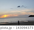 福津市宮司浜の夕暮れ 143094373
