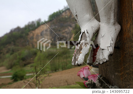Roadside Crucifix in Zagorje region, Croatia Roadside Crucifix in Zagorje region, Croatia 143095722