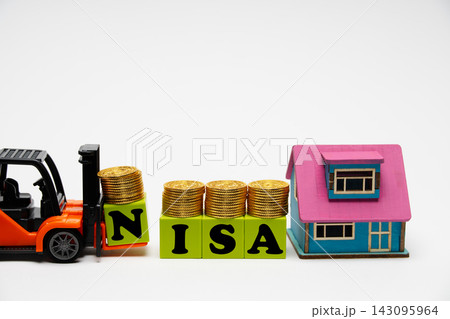NISAで資産を育て将来の住まいに備えるイメージ NISAで資産を育て将来の住まいに備えるイメージ 143095964