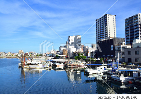 兵庫県明石港の風景(2024年夏) 兵庫県明石港の風景(2024年夏) 143096140
