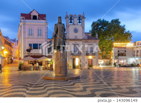 Historic Square with Monument in Cascais at Blue Hour, Portugal Historic Square with Monument in Cascais at Blue Hour, Portugal 143096149