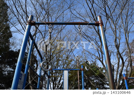 児童公園の遊具 児童公園の遊具 143100646