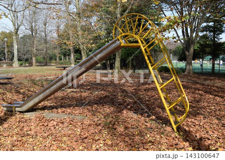 児童公園の遊具 児童公園の遊具 143100647