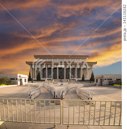 Mausoleum of Mao Zedong (against the sunset), Tiananmen Square, Beijing, China Mausoleum of Mao Zedong (against the sunset), Tiananmen Square, Beijing, China 143110282