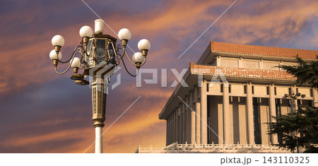 Mausoleum of Mao Zedong and street lamp (against the sunset), Tiananmen Square, Beijing, China Mausoleum of Mao Zedong and street lamp (against the sunset), Tiananmen Square, Beijing, China 143110325