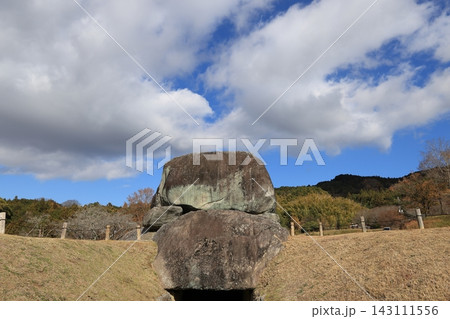 飛鳥　世界遺産　石舞台古墳　巨石文化　遺跡群 143111556