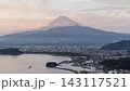 夕焼けに染まる富士山Mt. Fujiと獅子浜海岸を捉えたドローン空撮（静岡県沼津市Shizuoka） 143117521
