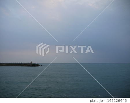 曇りの日の海 曇りの日の海 143126446