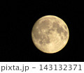 2026年中秋の名月(暗め) 143132371