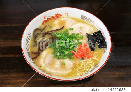 豚骨ラーメン 豚骨ラーメン 143136874