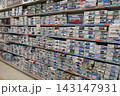 プラモデル販売コーナー　模型店 143147931