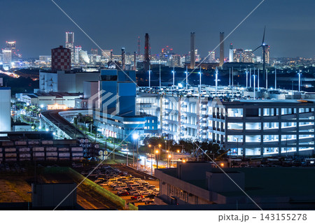 川崎の工業地帯から望む横浜の都市夜景 143155278