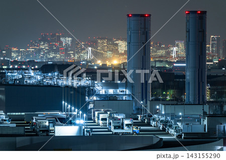 川崎マリエンから望む京浜工業地帯と都市夜景 143155290