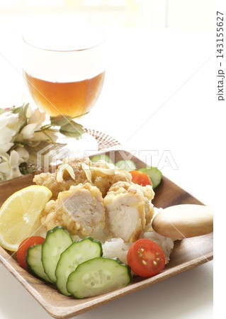 ワンプレート料理の唐揚げライス 143155627