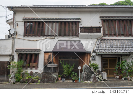 日本の兵庫県相生市の古く懐かしくも美しい町の風景 143161754